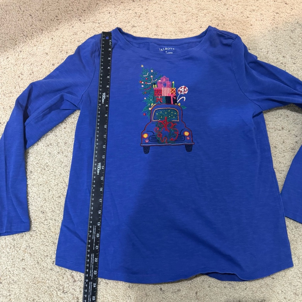 Talbots Royal Blue Christmas Car Presents Top Size Medium - Picture 7 of 8